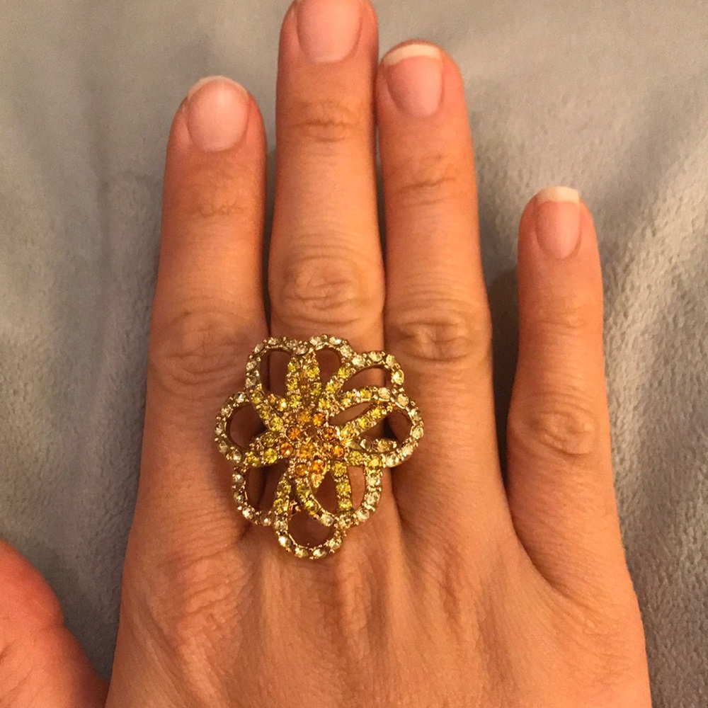 Costume ring 🌸